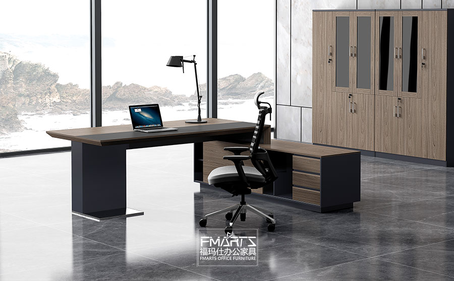 簡(jiǎn)約辦公臺(tái)